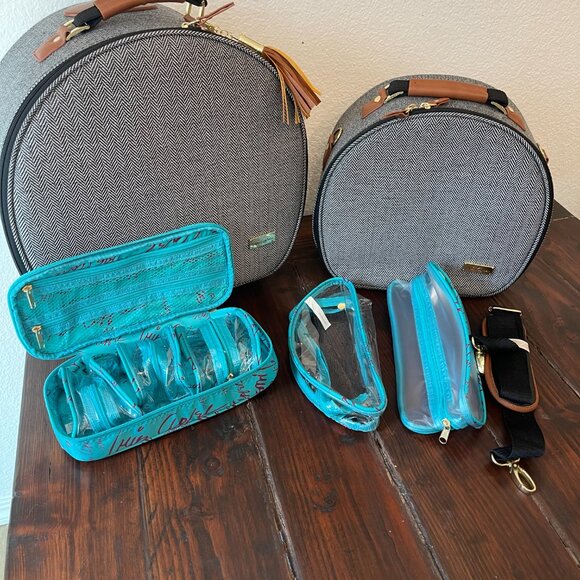 Iris Apfel Rara Avis Tote Travel Luggage 8 Pc Set Bags - Picture 2 of 13